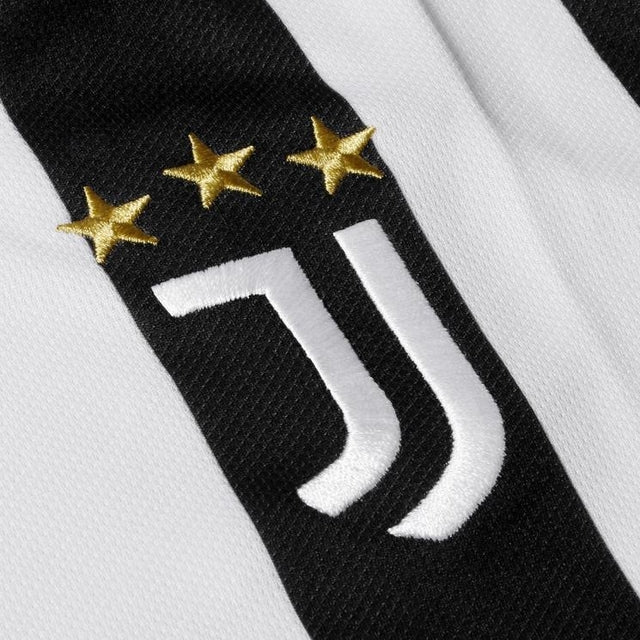 Camisa Juventus I 21/22 Adidas - Branco e Preto