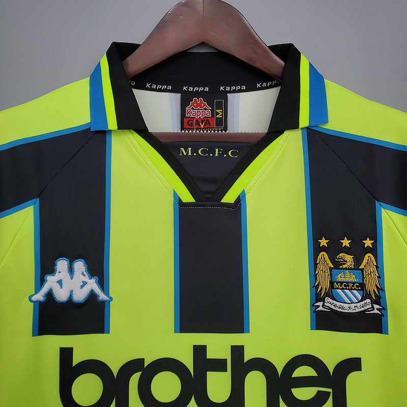 Camisa Manchester City Retrô 1998/1999 Amarela e Preta - Kappa