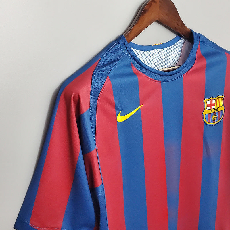 Camisa Barcelona Retrô 2006 Azul e Vermelha - Nike