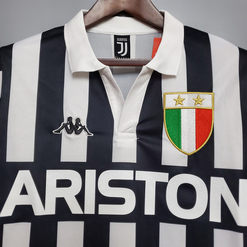 Camisa Juventus Retrô 1984/1985 Preta e Branca - Kappa